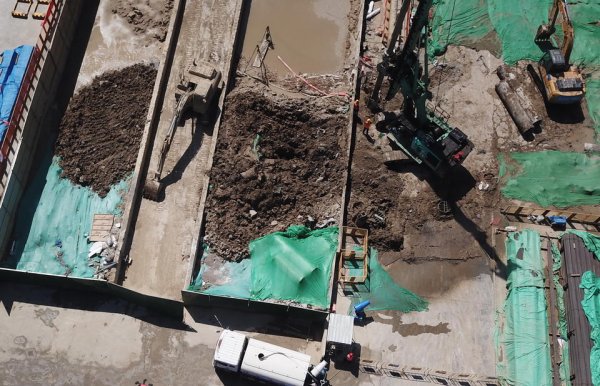 怀远策略 济南地铁7号线二环北路站加紧施工中